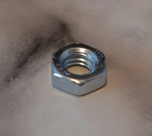 5 x M8 Mutter BZP AF 12 mm dick 4,4 mm (0391) - Bild 1 von 1