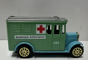 Ambulancia de juguete vintage Readers Digest AMERICAN RED CROSS DIECAST 1:43 #288 - Imagen 1 de 9