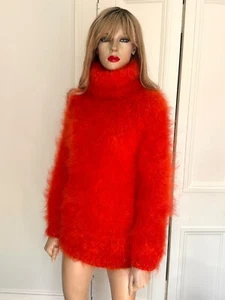 Handgestrickter flauschiger & behaarter Mohair Pullover in Scharlachrot M-L - Bild 1 von 5