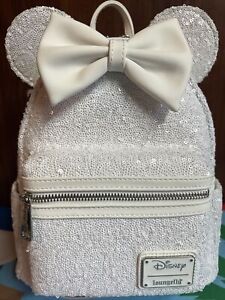 Disney Loungefly Minnie Mouse Sequin Wedding Mini Backpack NWT (Flaw On Bottom)
