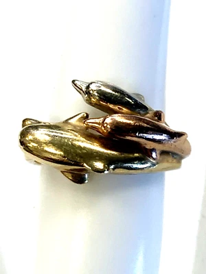 10K 2 TONE YELLOW DOLPHIN GOLD ESTATE  LADIES  RING 3.3GR - Image 1 of 4