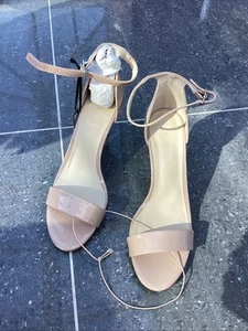 Damenschuhe Größe 7 Sandalen mit Absatz. - Bild 1 von 6