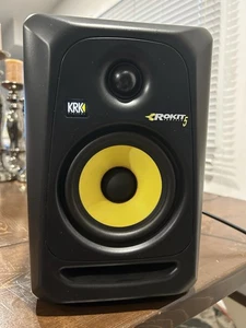 KRK CL5G3 5 inch Classic Professional Bi-Amp Powered Studio Monitor - Picture 1 of 4