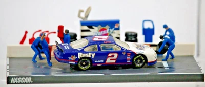 Hasbro NASCAR Pit Row Series - Rusty Wallace #2 Miller Lite Car Full Pit Crew Foto 1 de 4