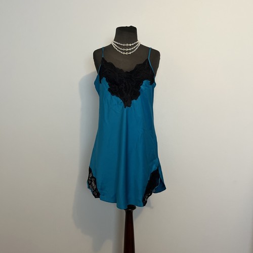 UNDERCOVER Mini abito slip vintage anni 90 Victoria Secret etichetta oro blu acqua raso pizzo setoso Lg