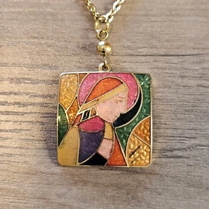 Vintage Cloisonne betende Nonne religiöse Figur Gold Halskette - Bild 1 von 5