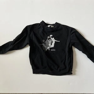 H&M Boys Black Long Sleeves Sweatshirt Size 8/10 - Picture 1 of 8