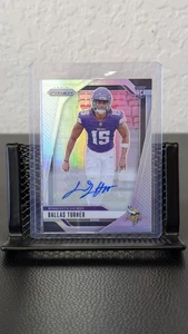 2024 Panini Prizm - Rookies Dallas Turner #324 Silver Prizm Autographs (AU, RC) - Picture 1 of 2