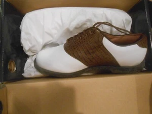 New Vintage Adidas Men's Sz 8.5 Leather Saddle Golf Shoes 8H wide - Picture 1 of 2