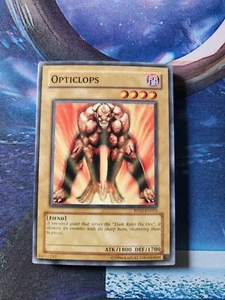 Opticlops NM RP02-EN053 Retro Pack 2 Common Yugioh - Picture 1 of 1