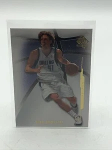 2008-09 SP Authentic Retail Dallas Mavericks Basketball Card #65 Dirk Nowitzki - Picture 1 of 2