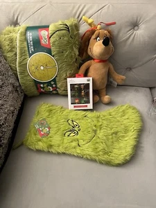 DR SEUSS The Grinch 48”Furry Christmas Tree Skirt Stocking Max Plush Ornaments - Picture 1 of 9