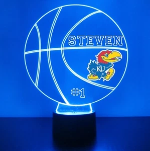Kansas Jayhawks College Basketball beleuchtet, personalisiert GRATIS, Sport Fan Lampe  - Bild 1 von 10