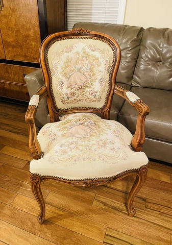 Made In Italy Chateau Da’x French Floral Tapestry Louis XV Style Chair Vintage Cover
