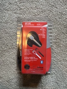 Jabra VBT135 Silver/Black Ear-Hook Headset NEW SEALED - Photo 1 sur 1