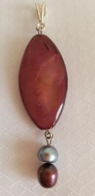 Hecho a mano en USA. ¡¡NUEVO!! Bonito Colgante Madreperla Magenta - ¡ENVÍO GRATUITO! Foto 1 de 4