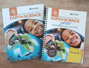 New: Apologia Exploring Creation w/ Earth Science: Book & Notbooking Journal - Picture 1 of 1