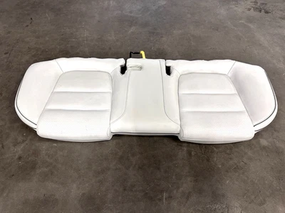 16-17 MAZDA 6 COJÍN ASIENTO TRASERO INFERIOR CUERO PLATEADO, LOTE ORIGINAL 3630 Foto 1 de 4