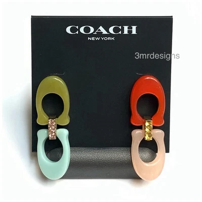 Pendientes colgantes de resina con cristales de vidrio enchapados en oro de 12 quilates con logotipo C de Coach nuevos con etiquetas Foto 1 de 4