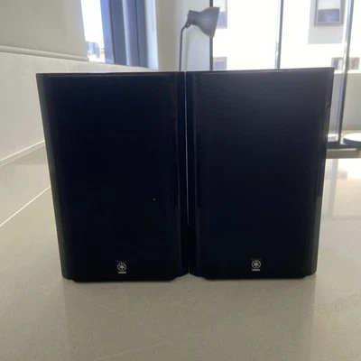 2x Yamaha NX-E700 2 Way Bookshelf Piano Black Finish Loud Speakers (Pair) - image 1 of 4