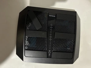 Netgear Nighthawk X6 R8000-100PAS Black Tri-Band Wireless Smart Wi-Fi Router - Picture 1 of 4