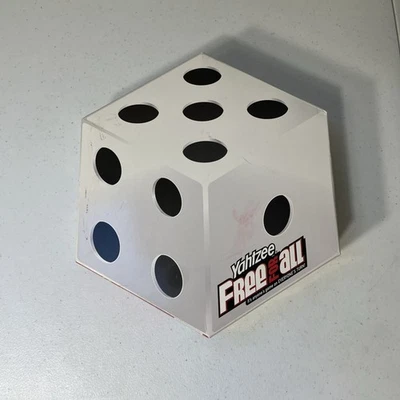 YAHTZEE Free For All Game 2008 COMPLETE 2-6 Players Parker Brothers - Image 1 of 4