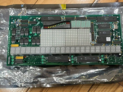 PRECOR EFX 556 C534 C556 ELLIPTICAL UPPER DISPLAY CONSOLE BOARD PANEL 39006-502 - Image 1 of 4