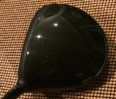 Driver rígido Callaway Night Mode 10.5, Hazardous 6.0 eixo preto personalizado - Estado perfeito - Imagem 1 de 4