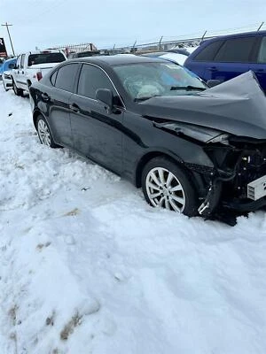 Pinça de freio a disco dianteira esquerda usada serve: 2006 Lexus IS250 dianteiro Conv marca Canadá - Imagem 1 de 4