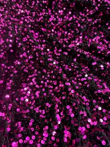 1 mtr Hot Pink Pailletten Kleid Leicht Stretch Samt Stoff..58” breit(147cm) - Bild 1 von 5