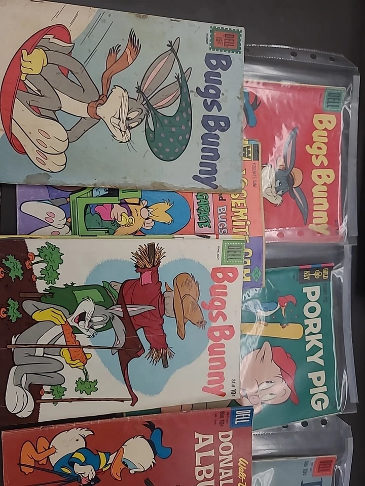 Lot Of Looney Tunes/ Disney Comics  - Image 1 of 4