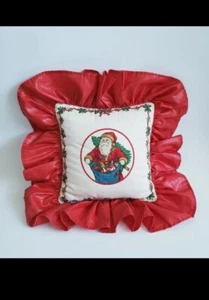 Handarbeit Weihnachten Weihnachtsmann kleines Rüschen Dekokissen - Bild 1 von 8