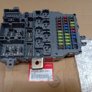 Genuine Fuse Box Module 2004-2008 Honda Odyssey RB1 RB3 38200-SFE-U21 Japan OEM - Picture 1 of 5
