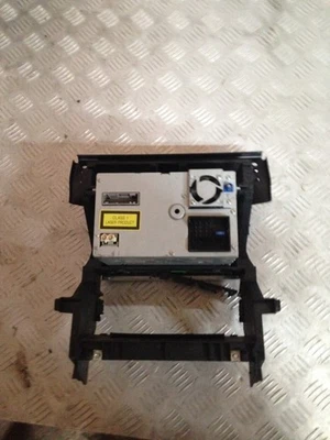 AUDI A5 2011 MULTIMEDIA SYSTEM SAT NAV  RADIO CD PLAYER 8E0035192T - Image 1 of 4