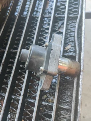 EGR 14710AA770 2015 SUBARU FORESTER Foto 1 de 4