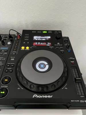 Pioneer CDJ 900, 2 Stück, Wie Neu - Bild 1 von 4