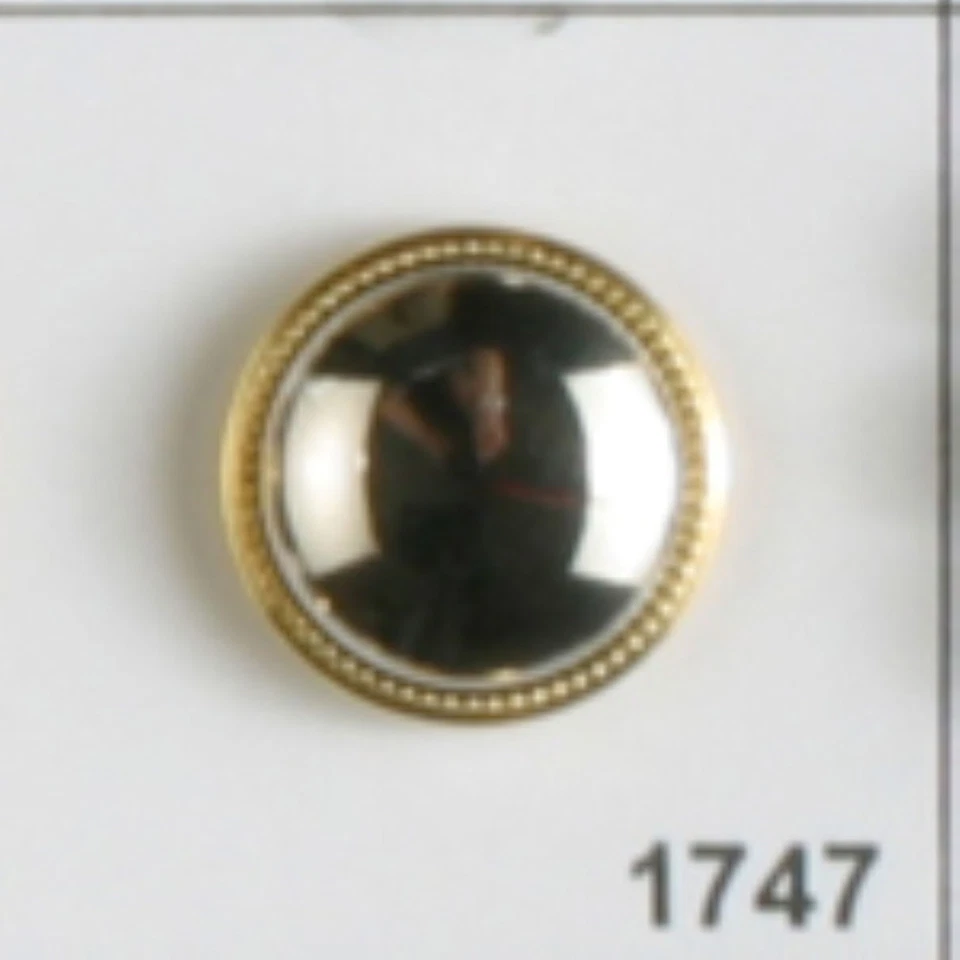 Dill Buttons ~ (1747) - 5/8" - 1 ct - Image 1 of 1