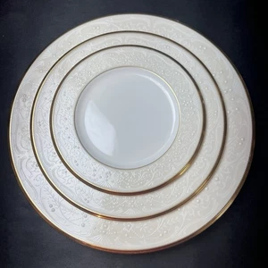 3 Pcs Noritake 4753 Japan White Palace Dinner Salad Bread Plate Gold Rim VGUC - Picture 1 of 8