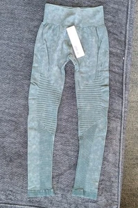 Stylish Yelete Green Moto Leggings New With Tags Women's Size Small - Picture 1 of 3