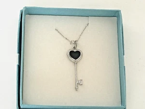 Sterling Silver Key w/ Onyx Heart and Cz’s & Box Chain - Picture 1 of 9