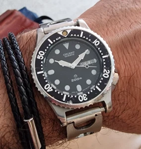 ORIENT QUARTZ 200M DIVER PROOF. ref.D39729-60ca FROM 80' JAPAN vintage!! rare !! - Imagen 1 de 10