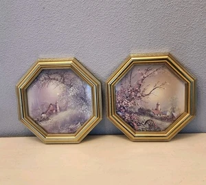 2er Set Vintage Drucke in Gold Achteck Rahmen Bauernhof Landschaften Scheune Wagen  - Bild 1 von 11