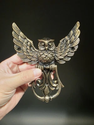 Antique Vintage Style Cast Iron Owl Door knocker - Image 1 of 4