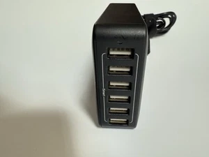 RAVPower 60W 6 Port USB Wall Charger Model RP-PC028 Black - Picture 1 of 3