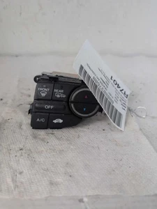 2010 ACURA RDX Heater A/c Control Rh Climate Control D07NT - Picture 1 of 4