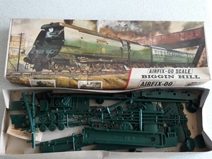 airfix model railway kits sale