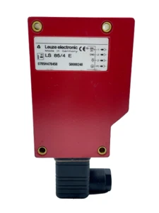 Leuze LS 85/4 E 50000248 Photoelectric Sensor Throghbeam 213.25 feet PNP Barrier - Picture 1 of 12