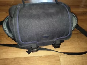 Case Logic Video/Camera Carry Shoulder Bag Blue Black Sony Lumix Jvc Panasonic - Picture 1 of 5