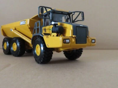 Bell B40 ADT Articulated Dump Truck 1 50 Scale Diecast by ERTL - Image 1 of 4