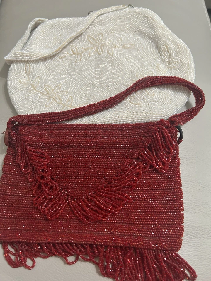 DOS carteras de noche con cuentas intrincadas cuentas hermoso diseño cóctel navideño Foto 1 de 4